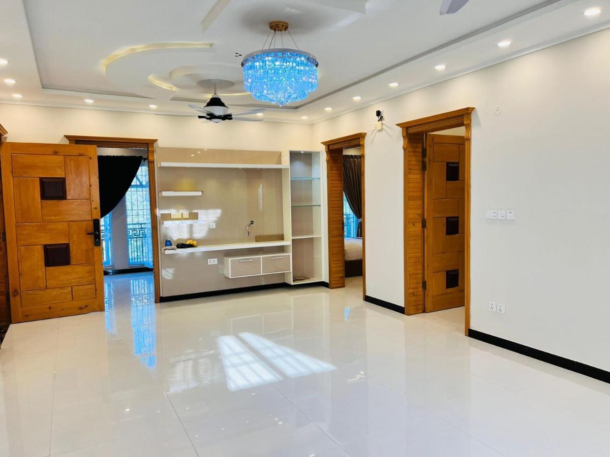 Pak Capital Guest House Исламабад Екстериор снимка