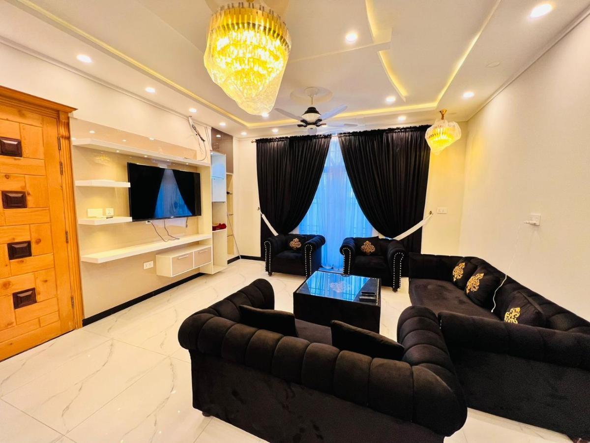 Pak Capital Guest House Исламабад Екстериор снимка
