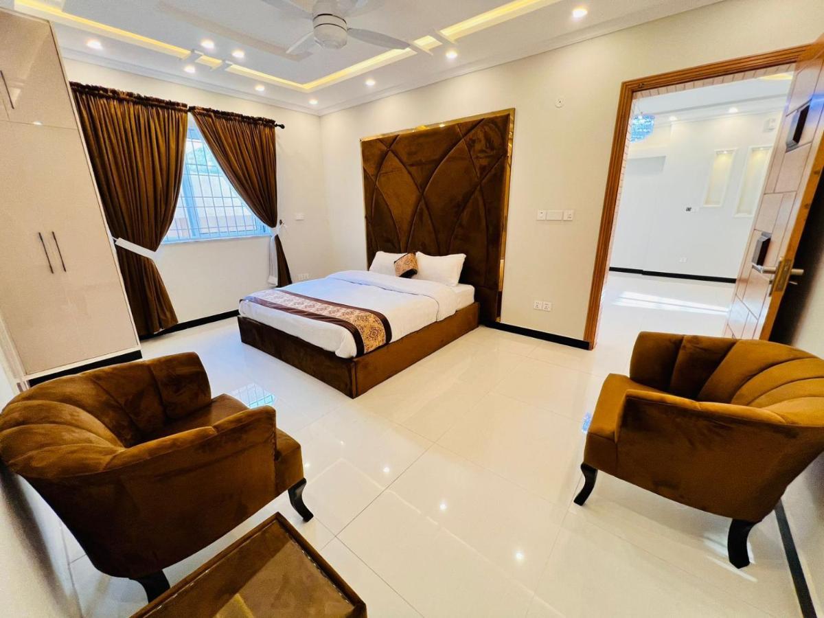 Pak Capital Guest House Исламабад Екстериор снимка
