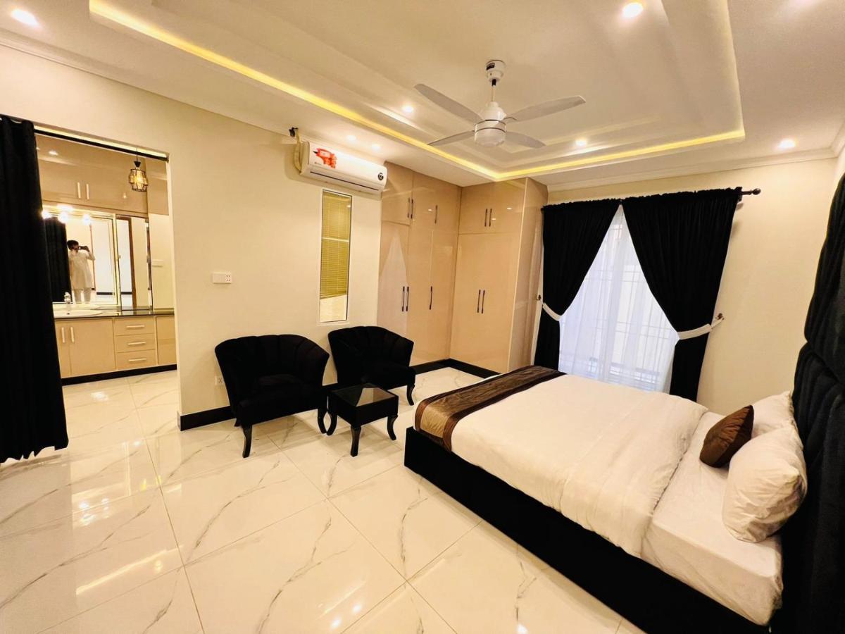 Pak Capital Guest House Исламабад Екстериор снимка